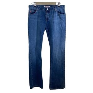 Guess Jeans Modele Women’s Denim Distressed Bootcut Jeans.  Size 31